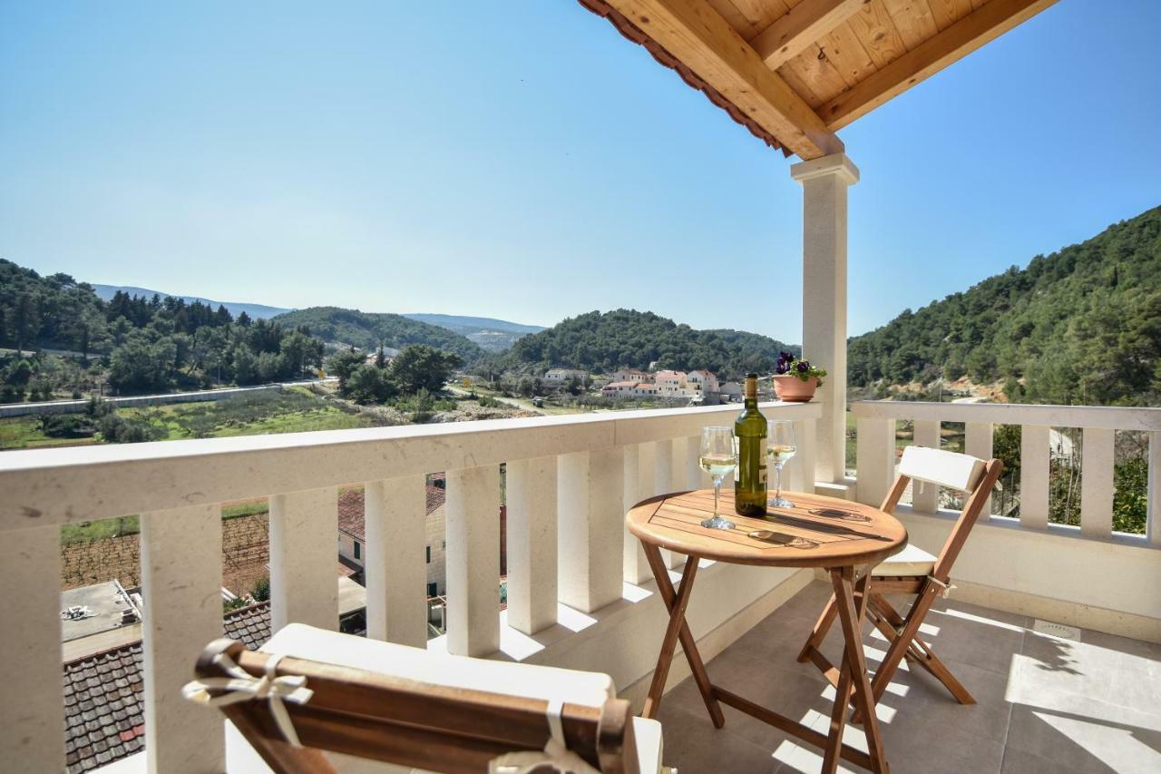 Villa Mar 1 - Luxury Apartments Pucisca Eksteriør billede